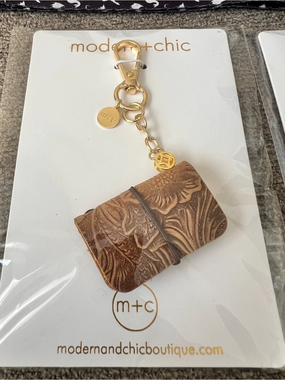 Modern and Chic have journal